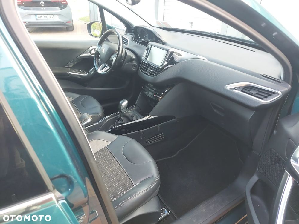 Peugeot 2008 PureTech 82 Allure - 11