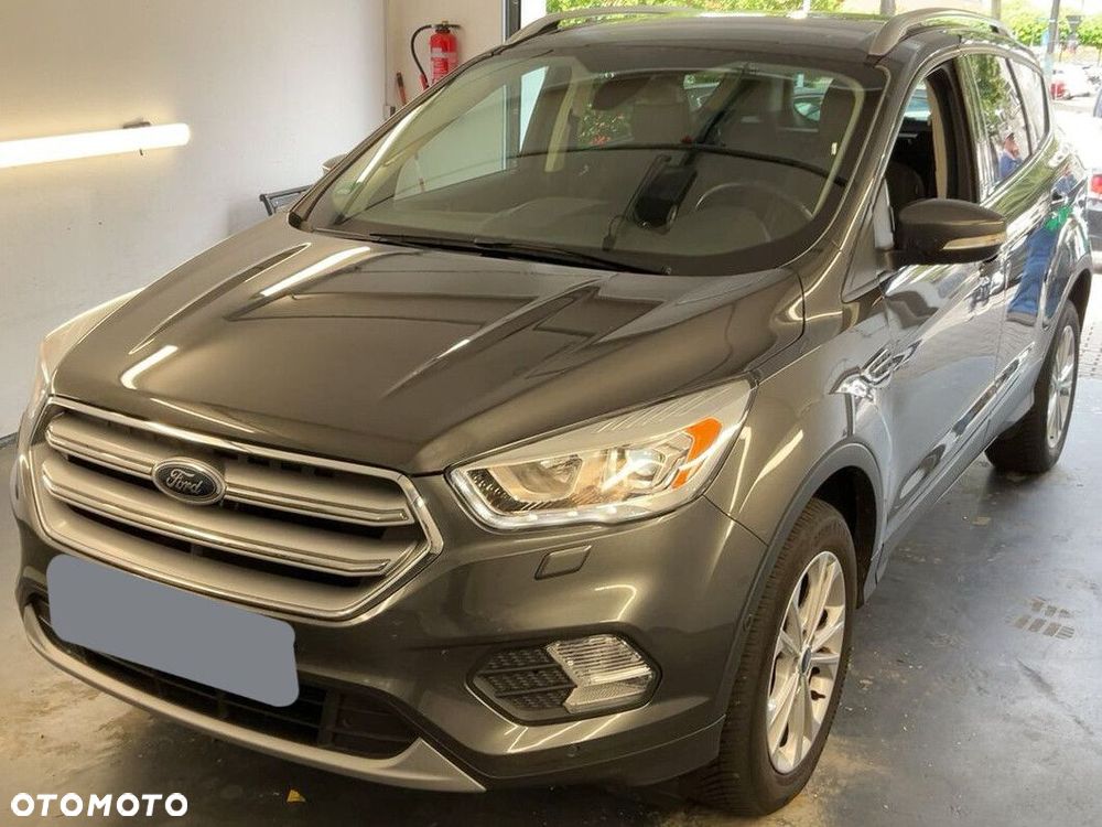 Ford Kuga - 26