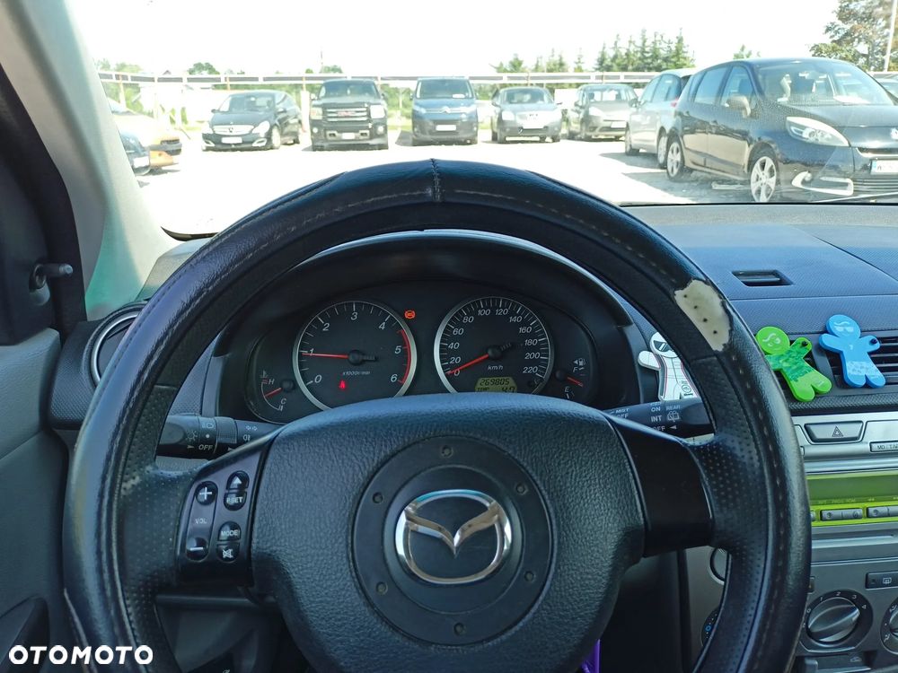 Mazda 2 - 8