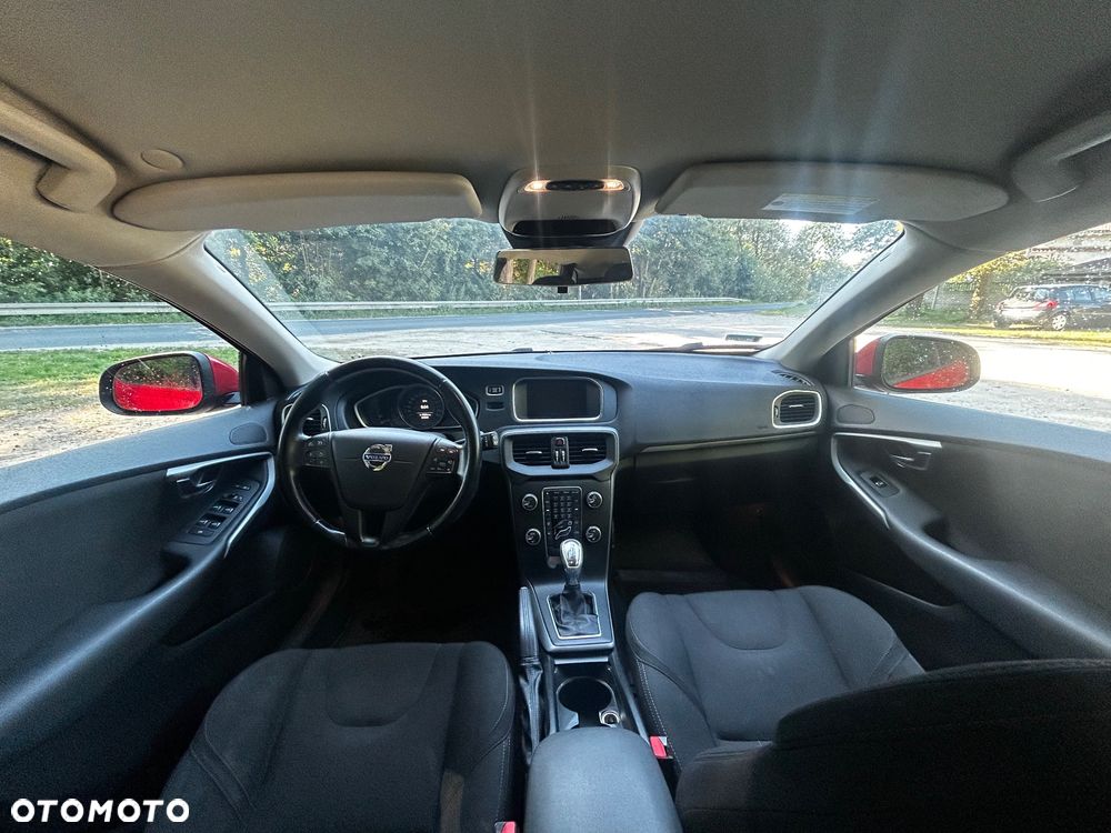 Volvo V40 D3 Summum - 11