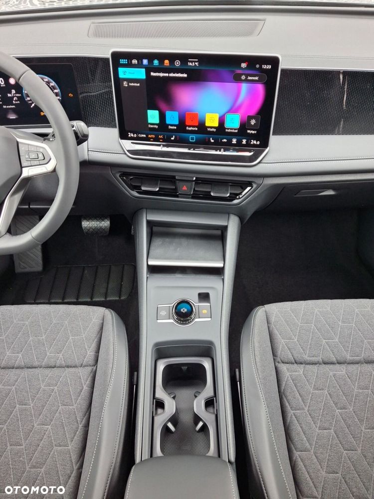 Volkswagen Tiguan 1.5 eTSI Life Plus DSG - 24