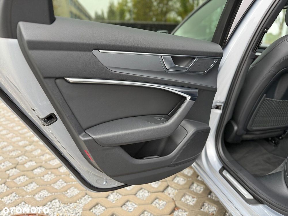 Audi A6 Avant - 11