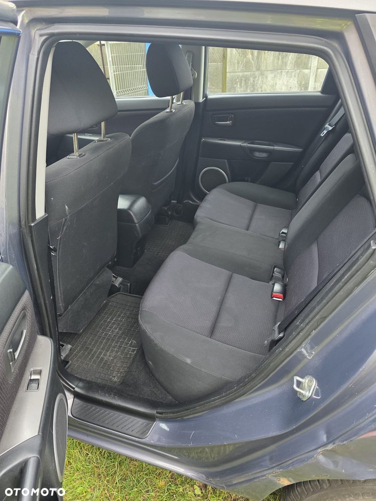 Mazda 3 - 8
