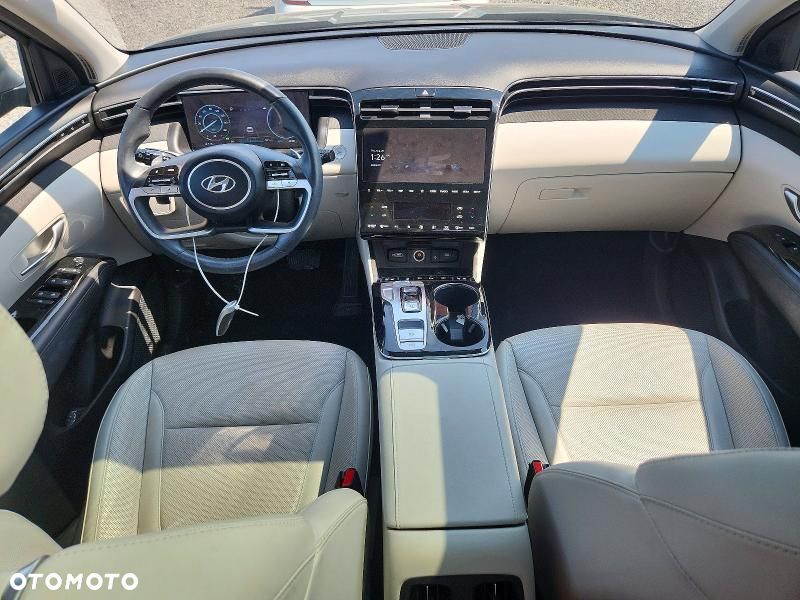 Hyundai Tucson - 8