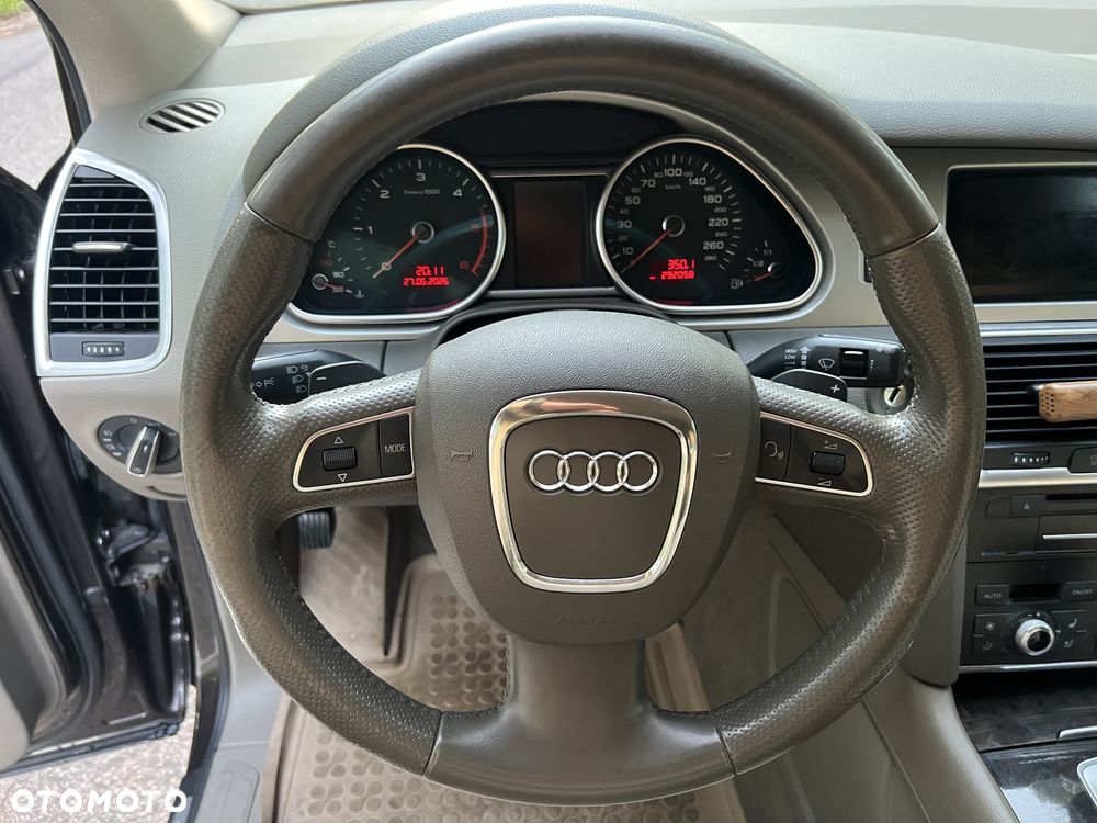 Audi Q7 - 6