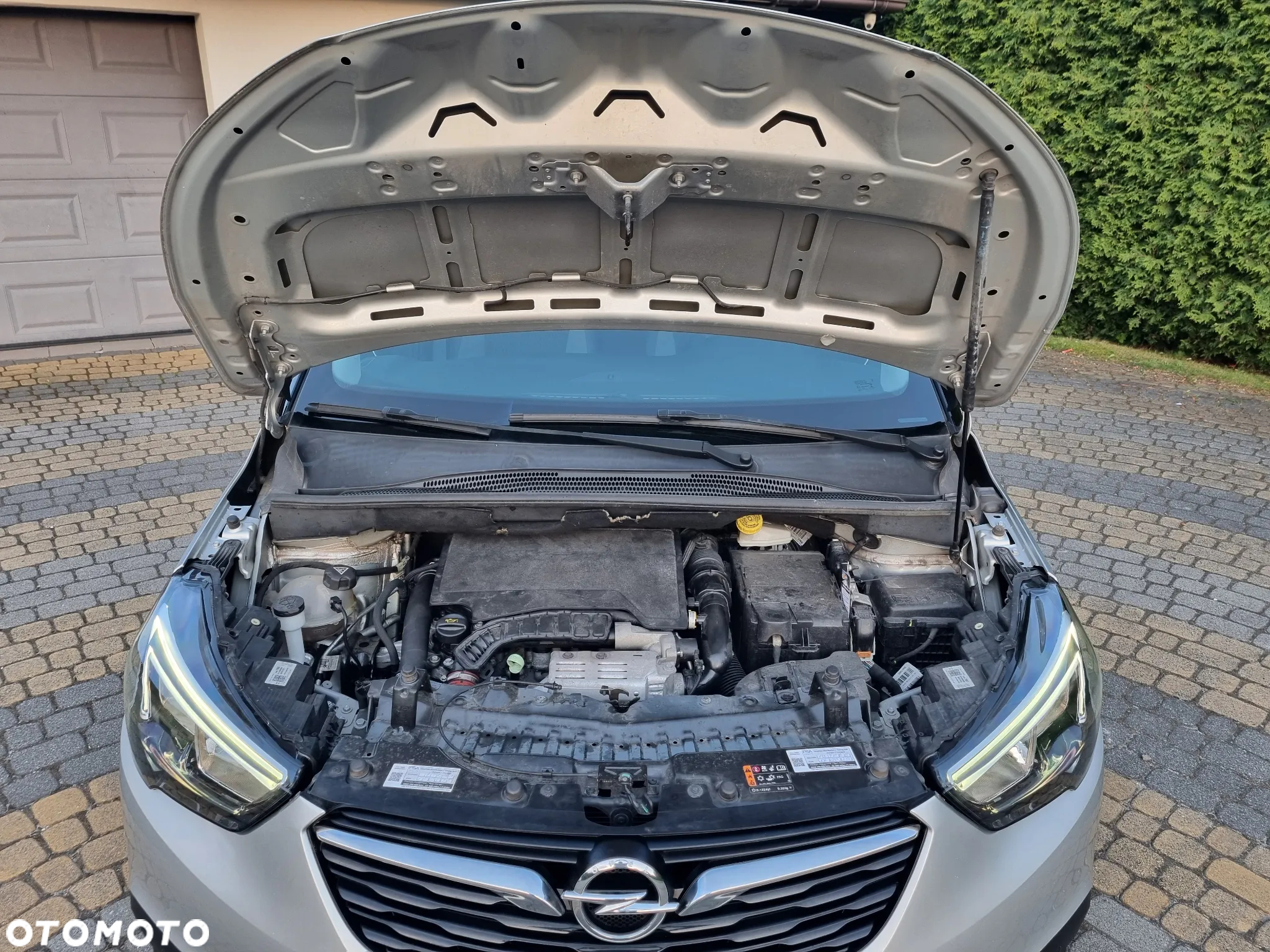 Opel Crossland X 1.2 T Elite S&S - 24