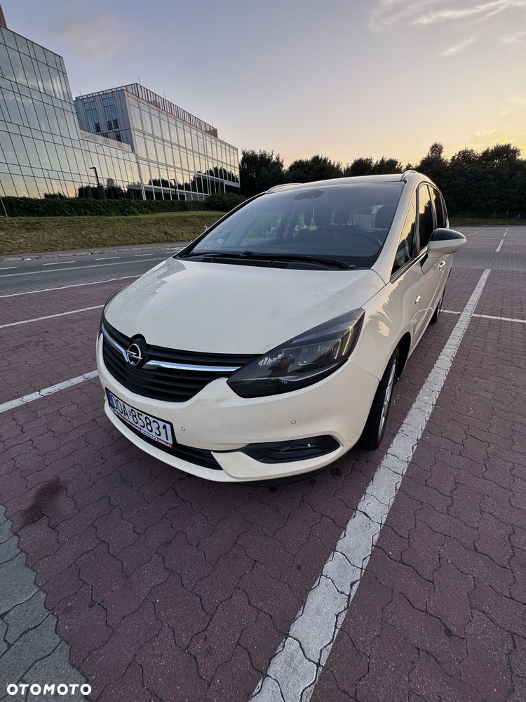 Opel Zafira - 4