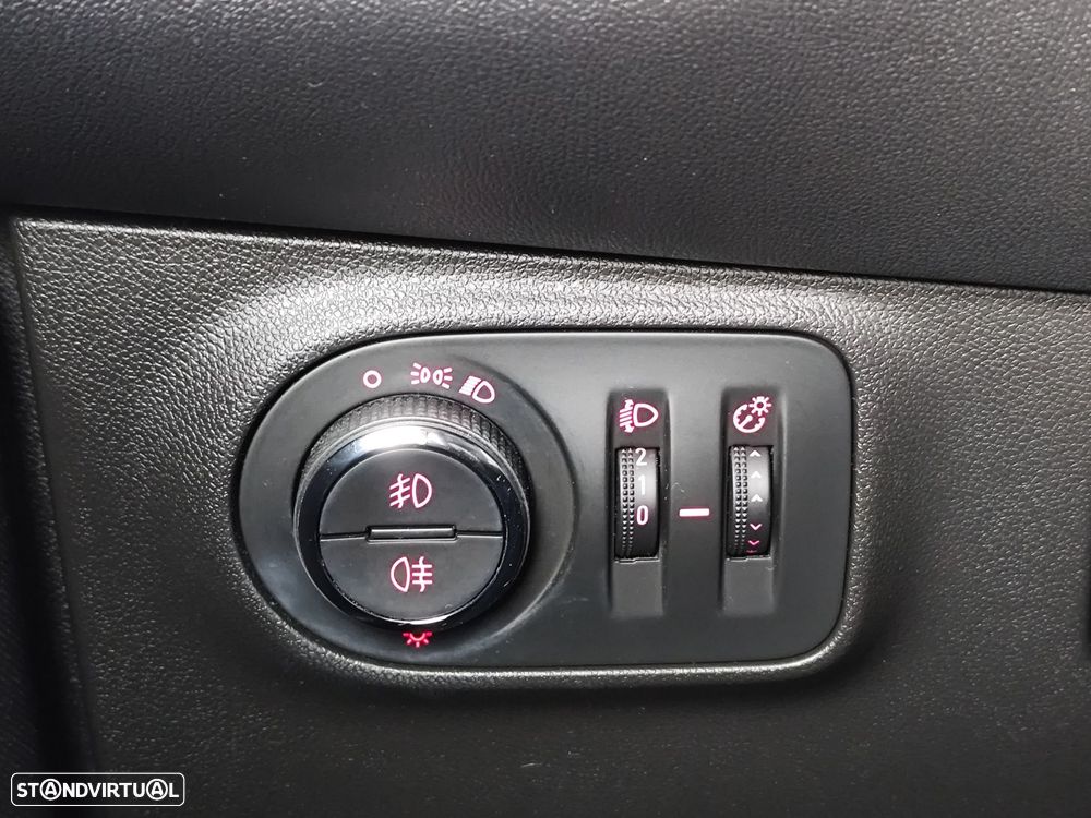 Opel Corsa 1.3 CDTi Edition - 11