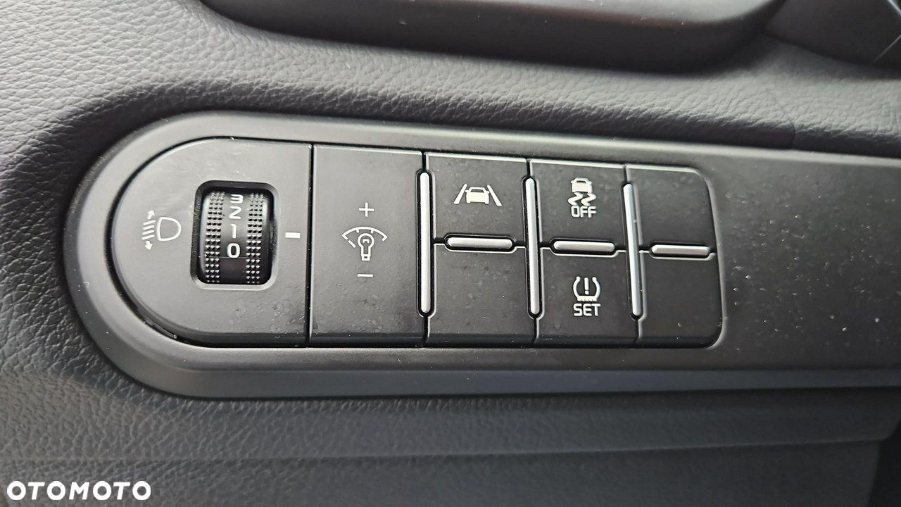 Kia Ceed 1.5 T-GDI M - 17