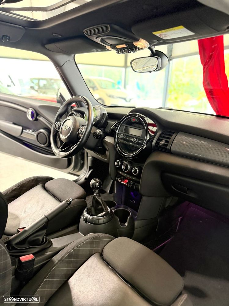 MINI 3 Portas Cooper D - 14