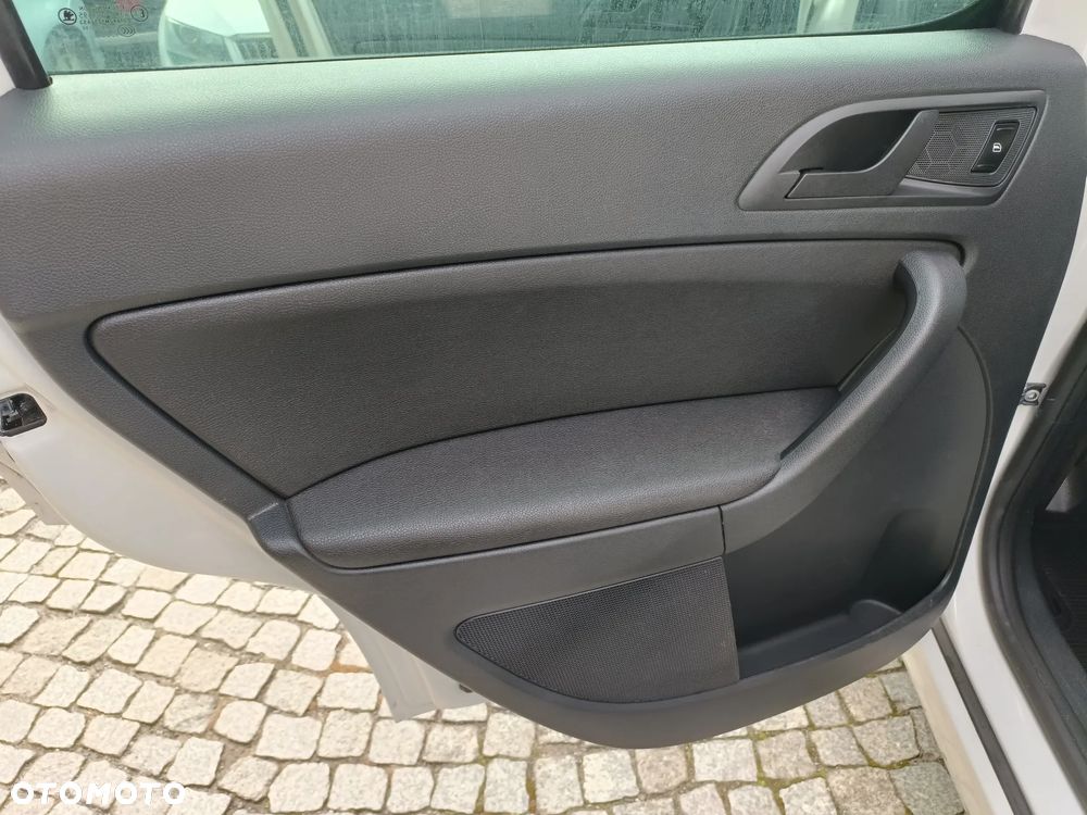 Skoda Yeti 2.0 TDI SCR 4x2 Active - 21