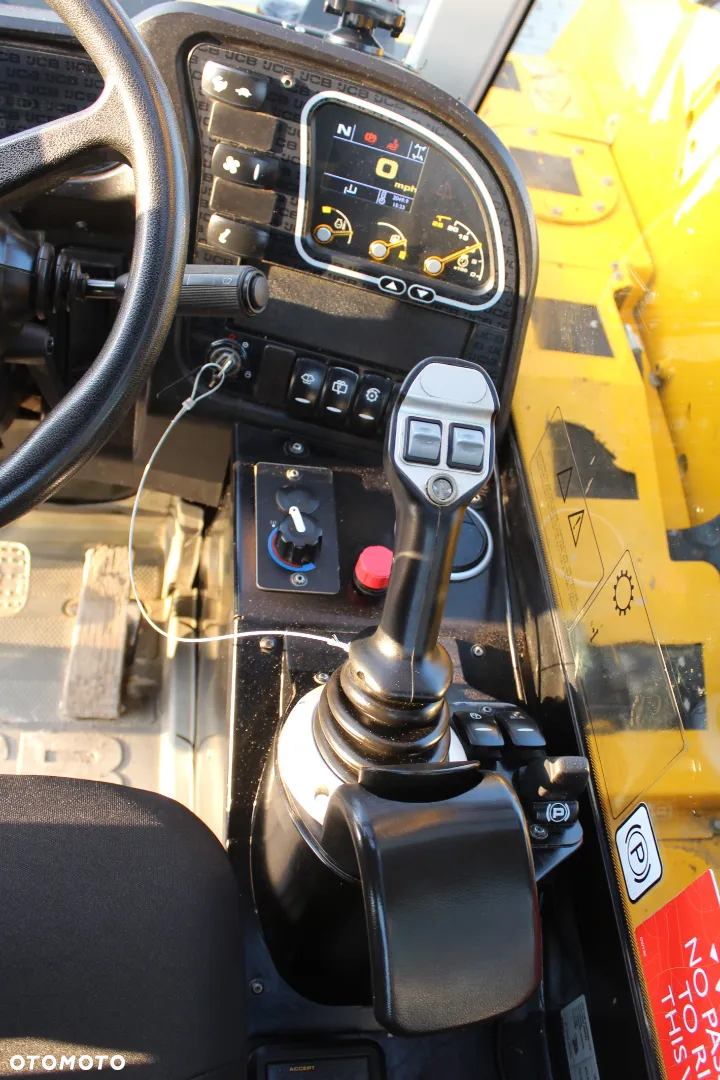 JCB 525-60 Hi-Viz - 20