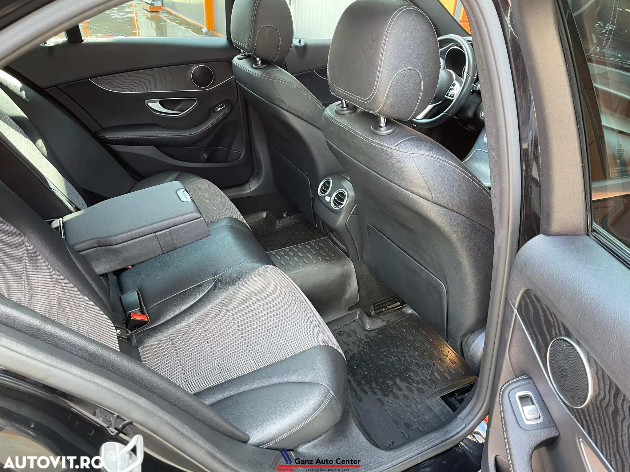 Mercedes-Benz C 220 d 4Matic 9G-TRONIC AMG Line - 20