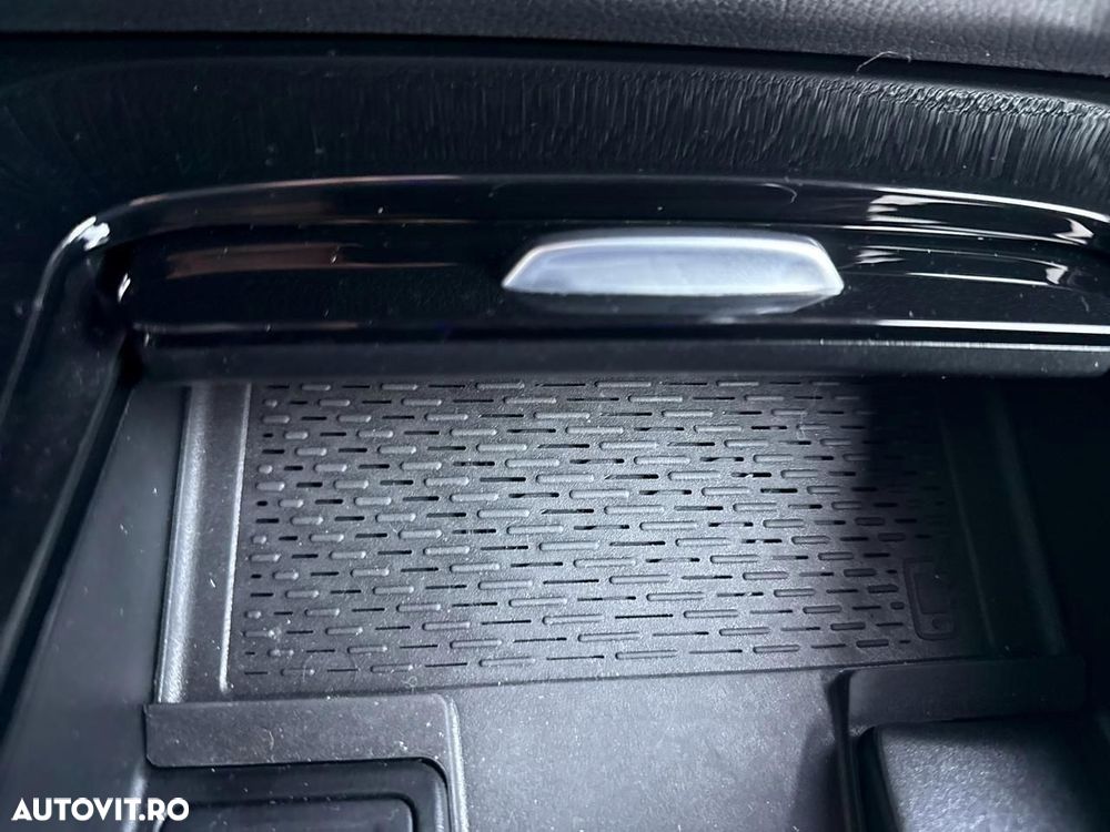 Mercedes-Benz EQB 300 4MATIC - 19