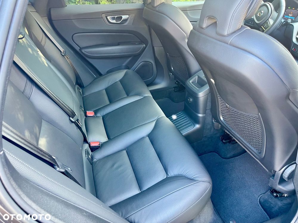 Volvo XC 60 T6 AWD Plug-In Hybrid Inscription - 13