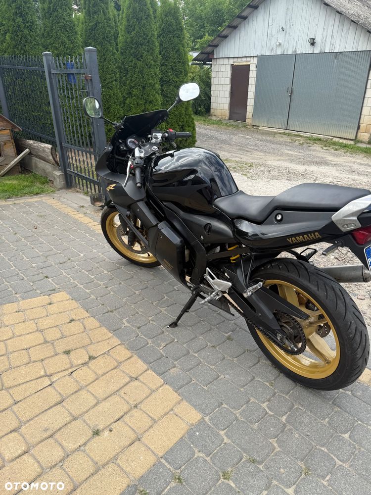 Yamaha TZR - 2