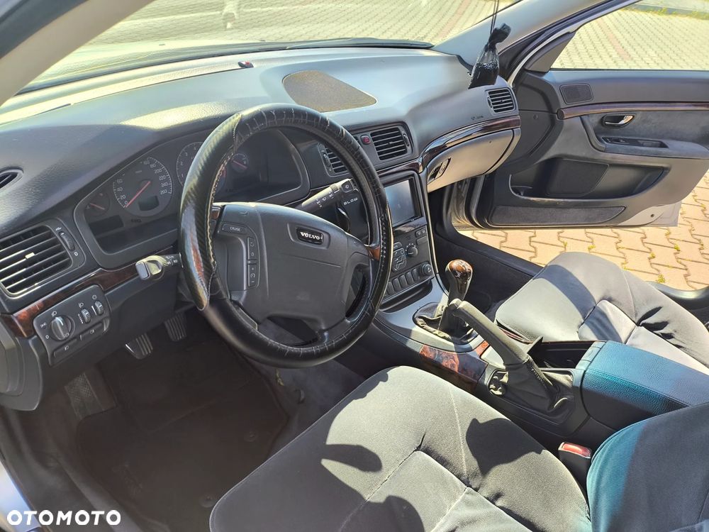 Volvo S80 2.4 - 14