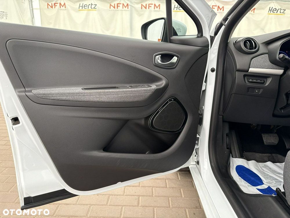 Renault Zoe - 11