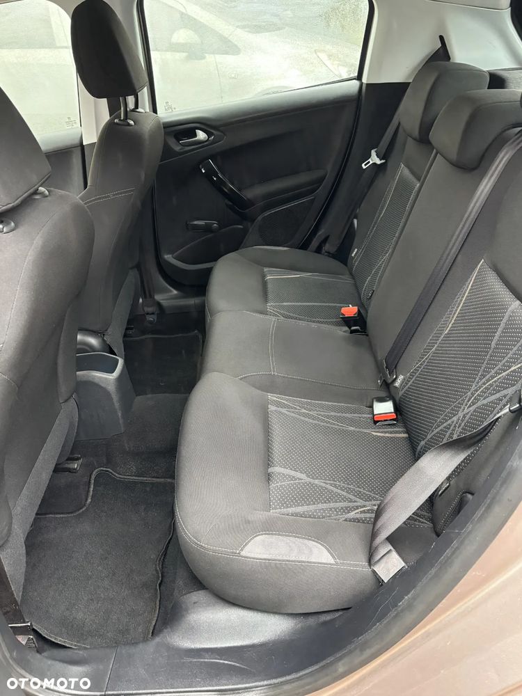 Peugeot 208 82 VTI Active - 9