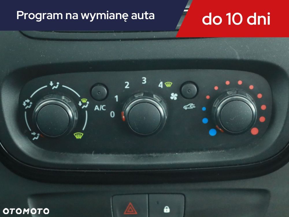 Opel Vivaro - 14