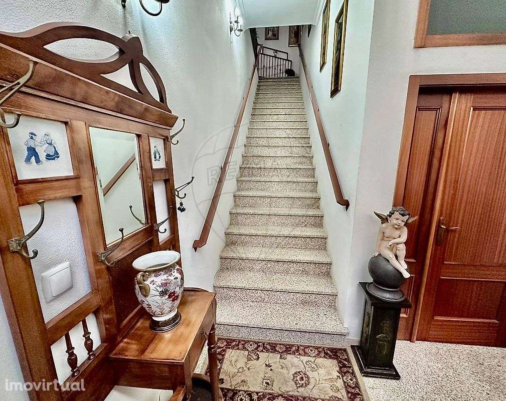 Moradia T4 para venda - Grande imagem: 2/22