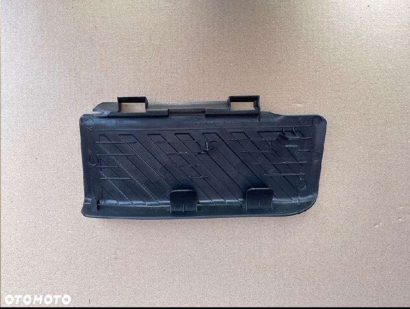 5Q1864777C Podnózek podstopnica vw t-roc skoda seat - 2