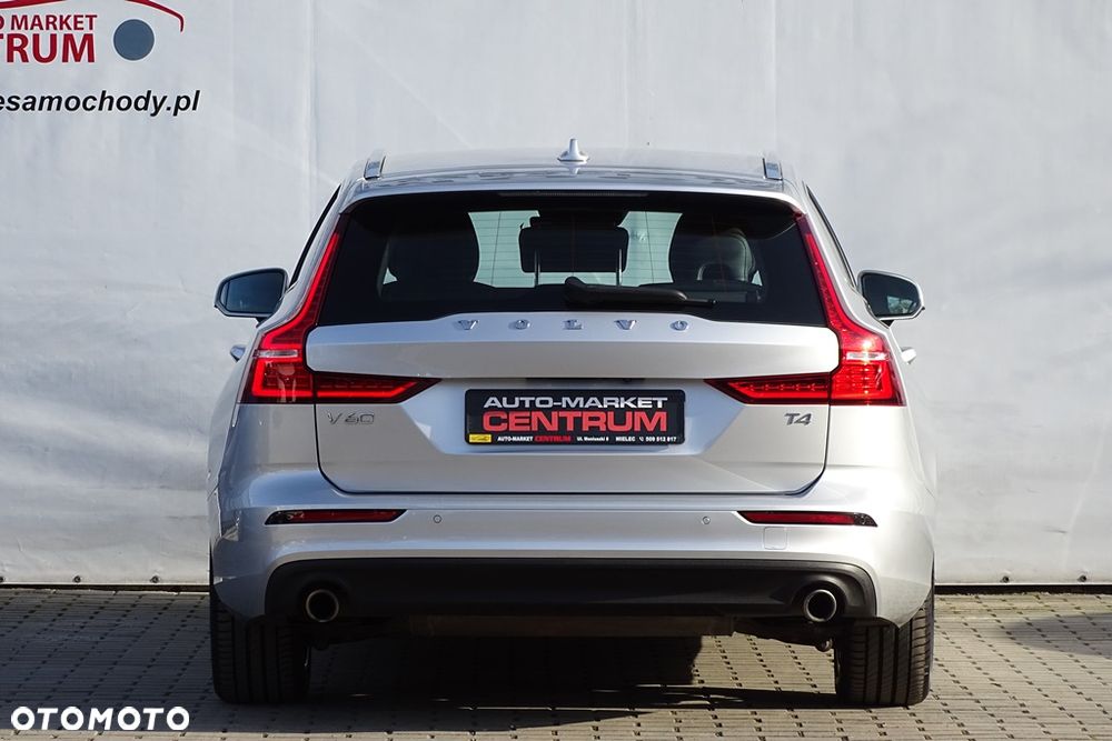 Volvo V60 T4 Geartronic Momentum - 11