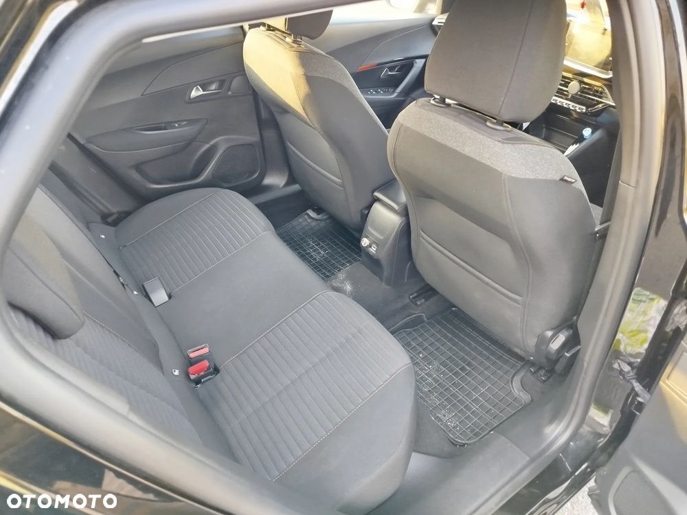 Peugeot 2008 PureTech 130 EAT8 Active Pack - 17