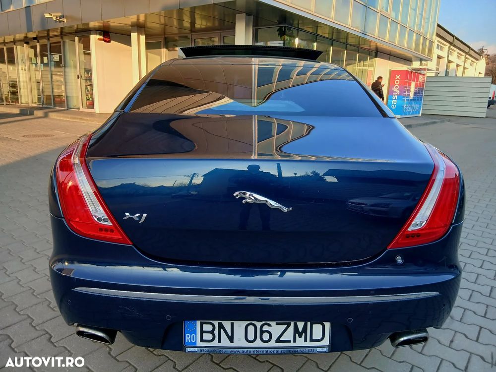 Jaguar XJ 3.0 V6 Luxury Aut SWB - 8