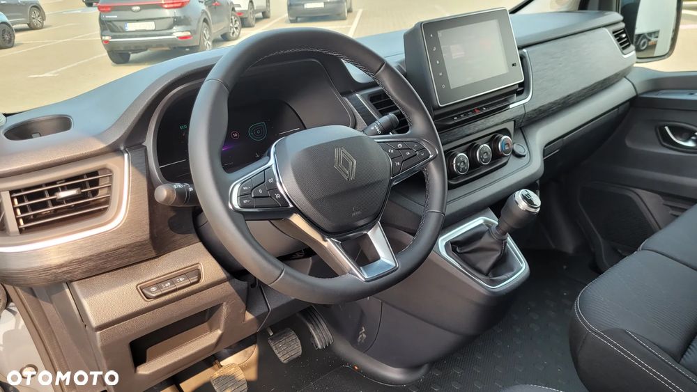 Renault Trafic - 8
