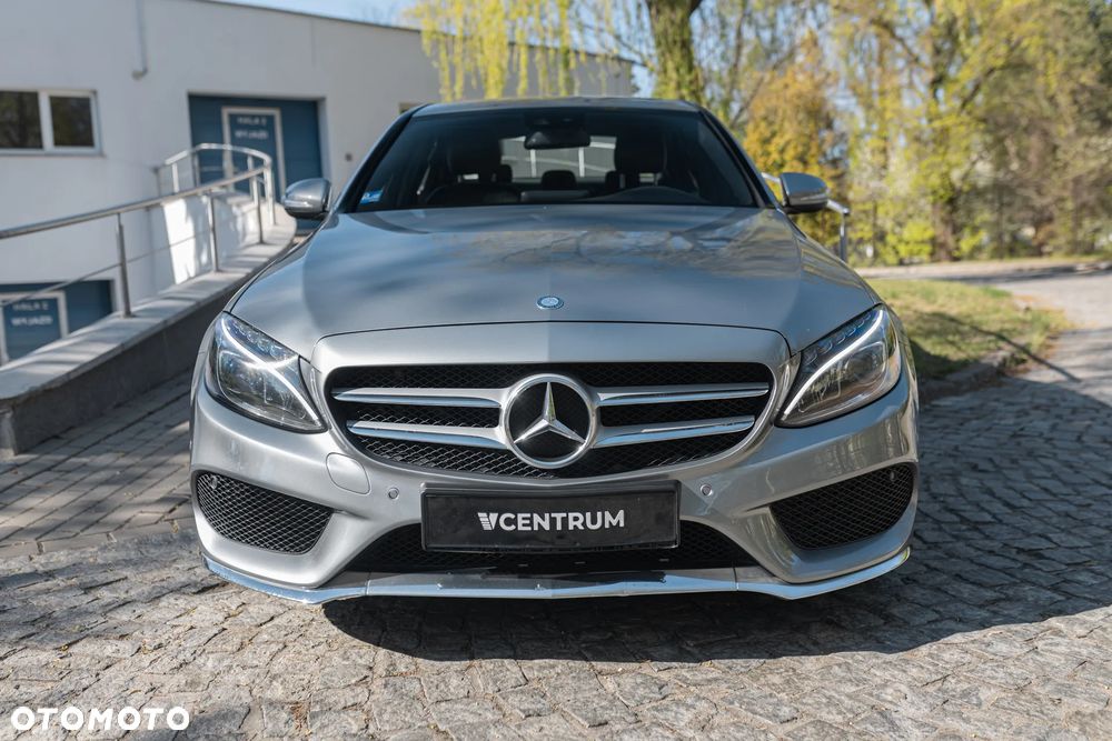 Mercedes-Benz Klasa C 200 4Matic 7G-TRONIC AMG Line - 6