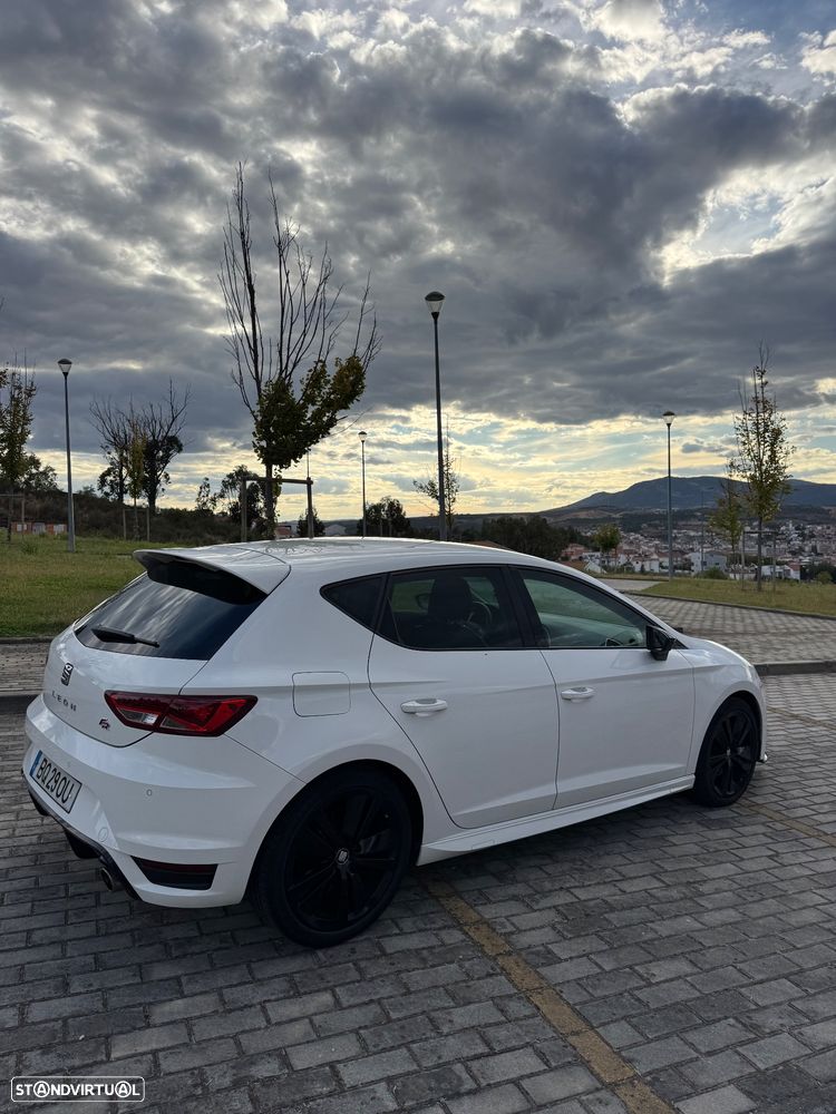 SEAT Leon 2.0 TDI DPF FR - 6