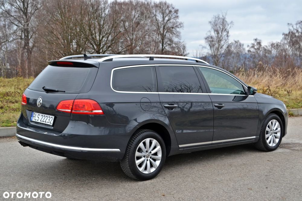 Volkswagen Passat - 4