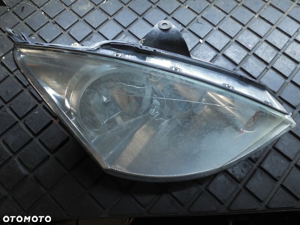 FORD FOCUS MK1 LIFT LAMPA PRZÓD PRAWA EUROPA 2M51-13W029-BE POSIADAM 2 SZT - 3