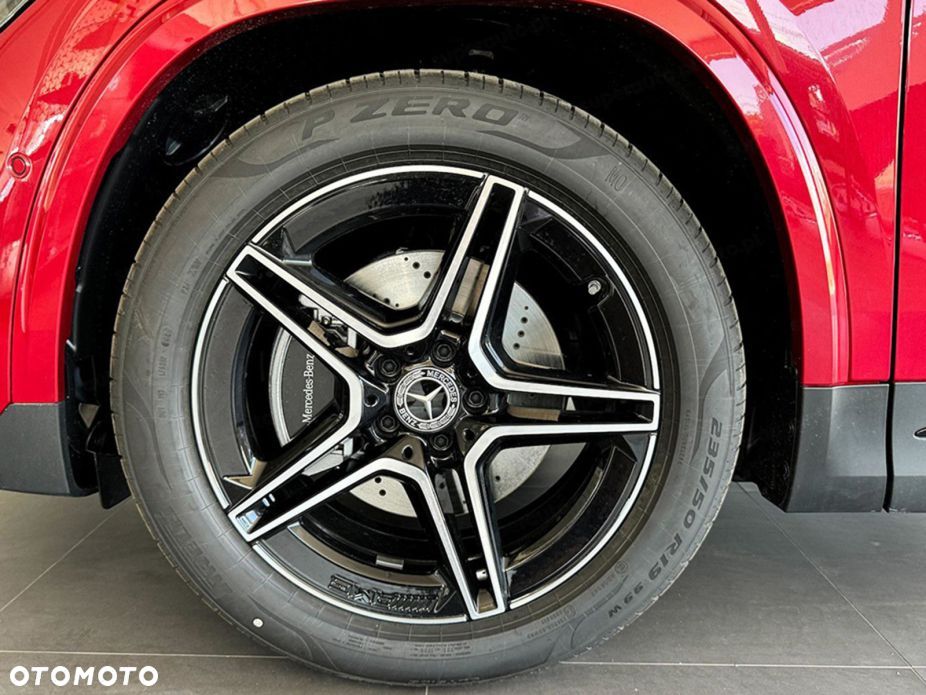 Mercedes-Benz GLA 200 AMG Line - 6