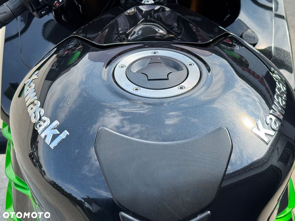 Kawasaki ZZR - 35