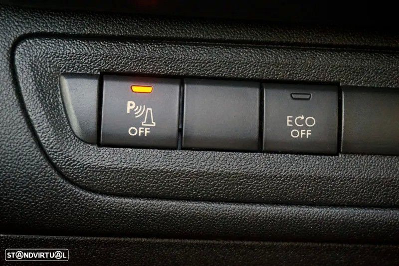 Peugeot 2008 1.2 PureTech Crossway - 13