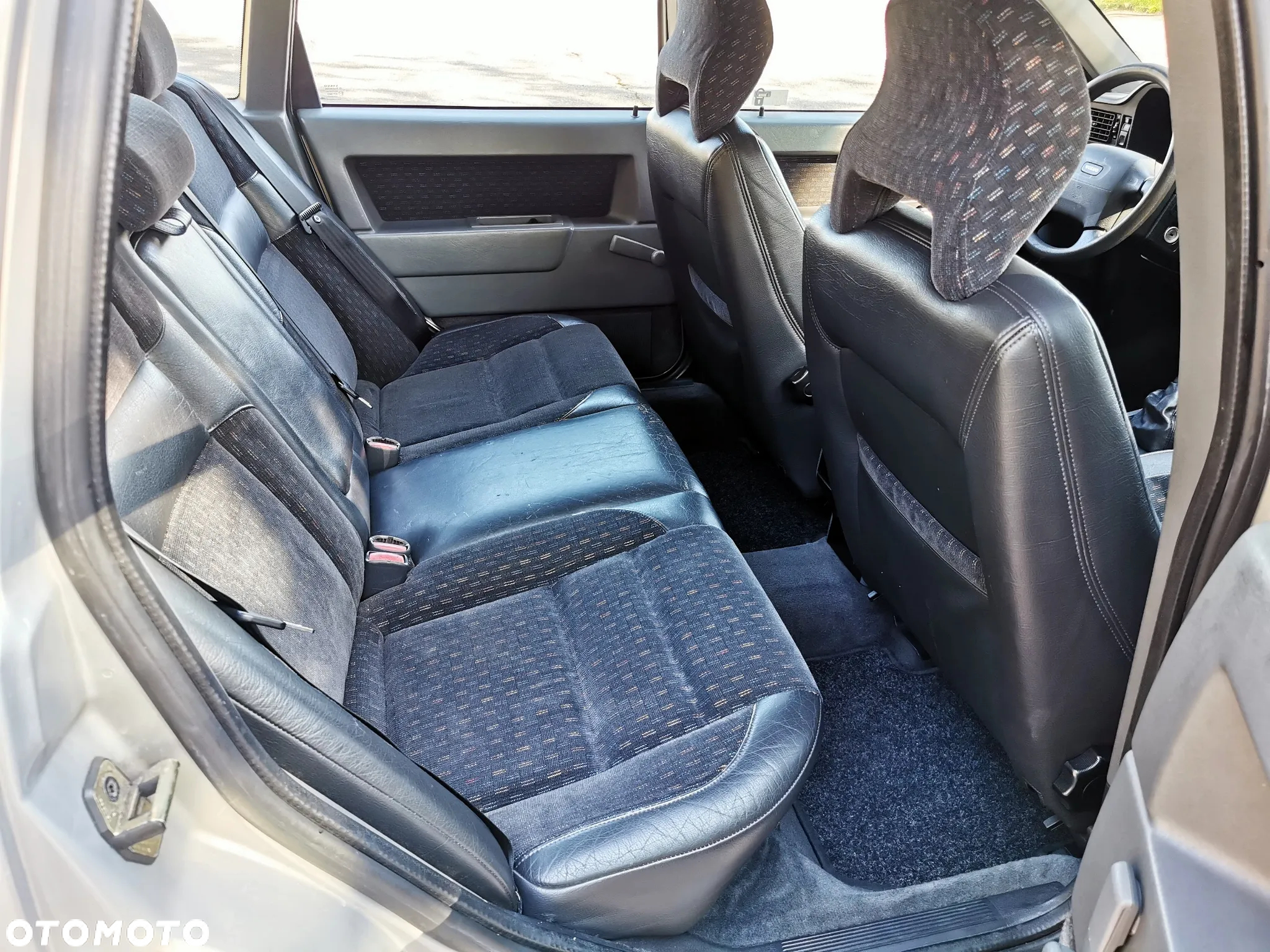 Volvo 850 2.5 GLE - 10