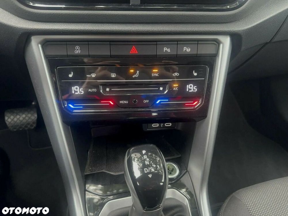 Volkswagen T-Roc 1.5 TSI Life DSG - 19