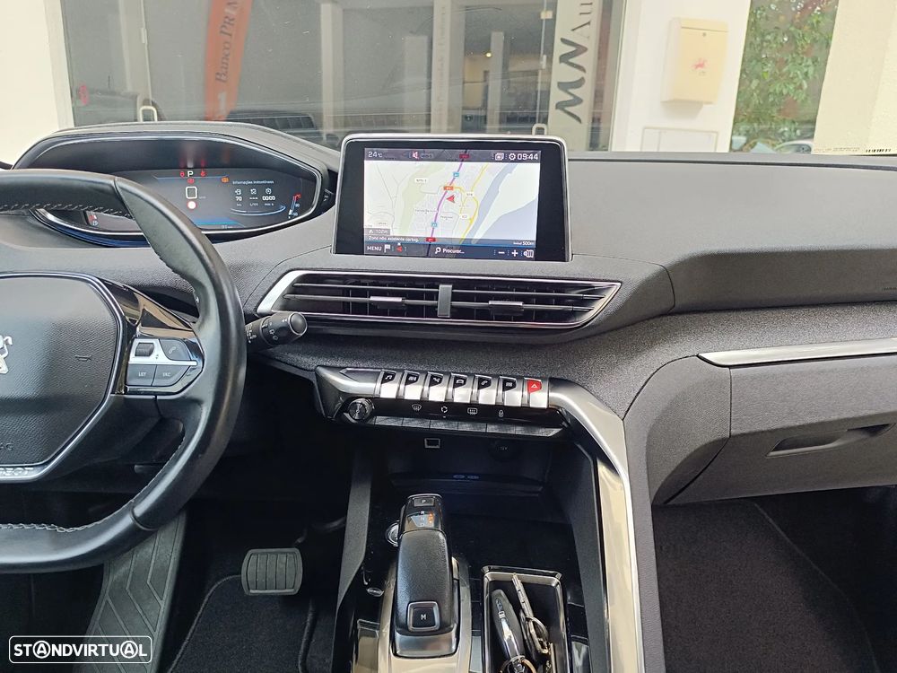 Peugeot 5008 PureTech 130 EAT8 Stop & Start Allure - 24