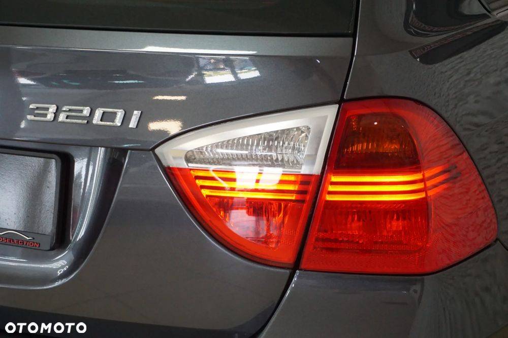 BMW Seria 3 - 20