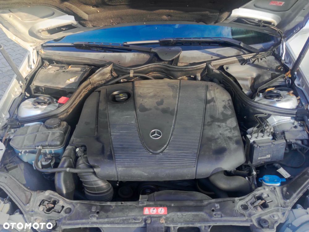 Mercedes-Benz CLK 220 CDI Avantgarde - 15