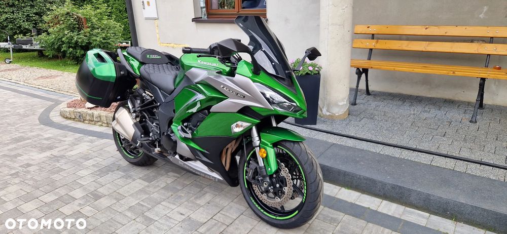 Kawasaki Ninja 1000 SX - 2