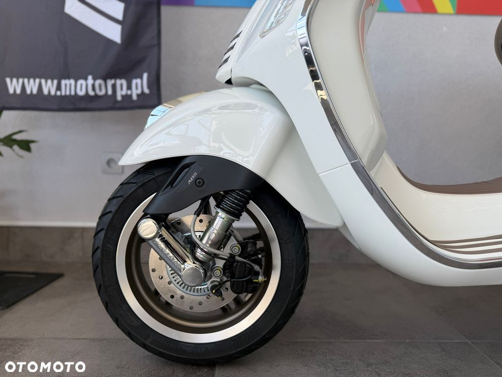 Vespa Primavera - 9