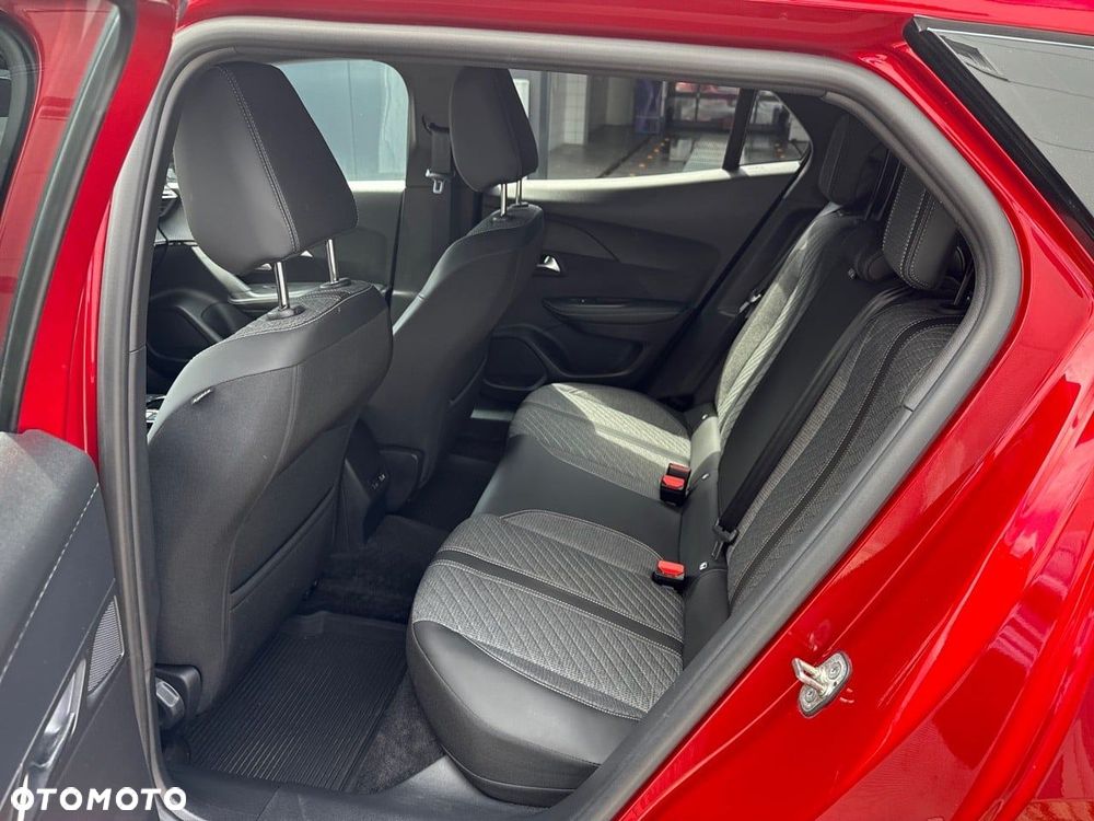 Peugeot 2008 - 10