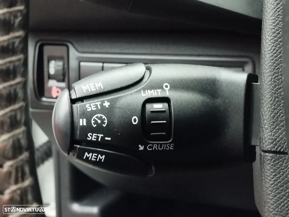 Peugeot 308 SW 1.5 BlueHDi Active Pack - 21