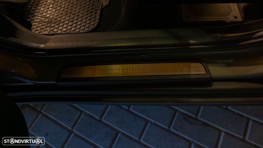 MINI Countryman Cooper D Auto - 13