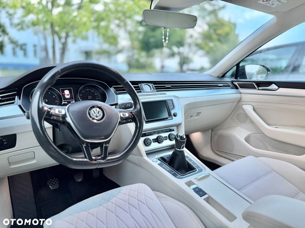 Volkswagen Passat 1.4 TSI BMT ACT Comfortline - 6