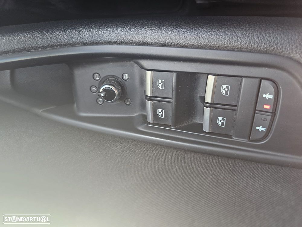Audi A4 Avant 2.0 TDi S tronic - 8