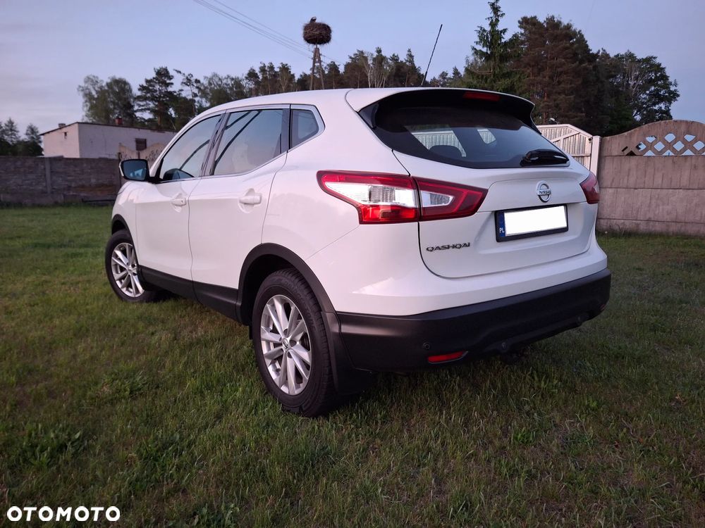 Nissan Qashqai - 2
